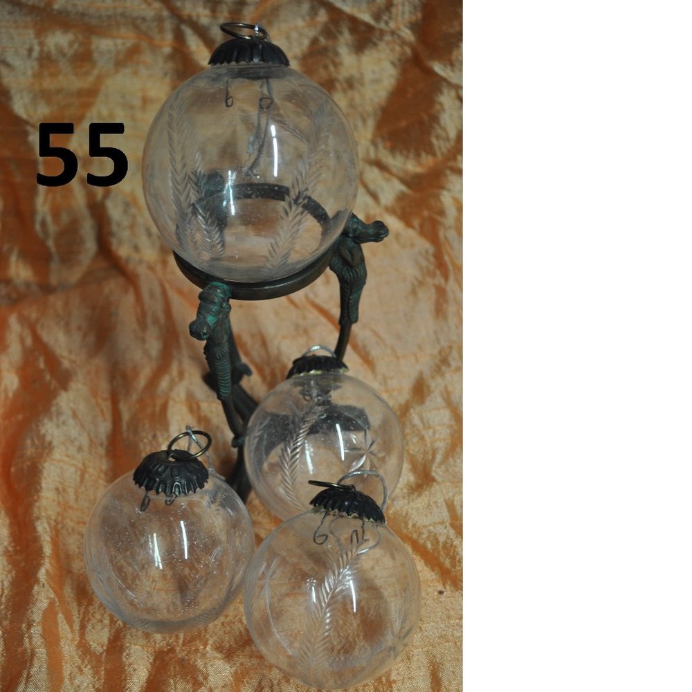 4 clear etched glass antique Christmas ornaments Victorian? (55)
